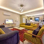 Villa Luxury In The Center Of - Ezel Hanim *