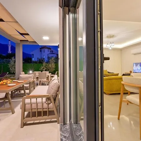 Luxury In The Center Of - Ezel Hanim Villa