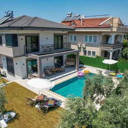 Villa Luxury In The Center Of - Ezel Hanim *