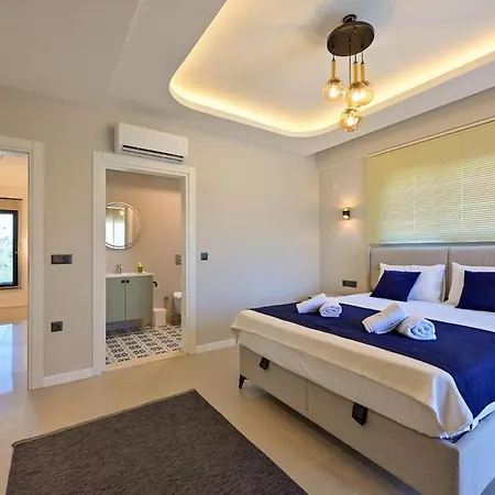 Luxury In The Center Of - Ezel Hanim *