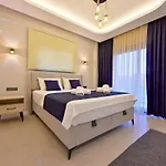 Luxury In The Center Of - Ezel Hanim Villa