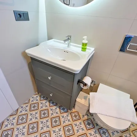 Vilă Luxury In The Center Of - Ezel Hanim