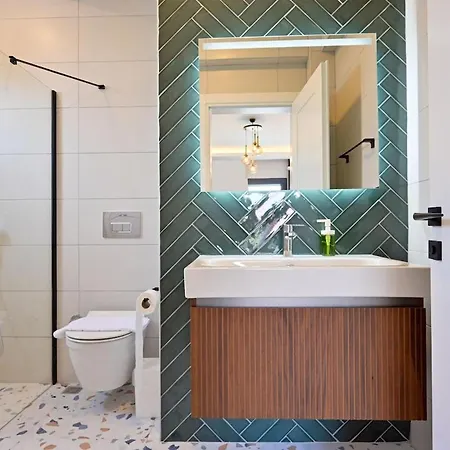 Luxury In The Center Of - Ezel Hanim