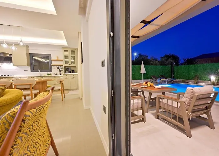 Luxury In The Center Of - Ezel Hanim *