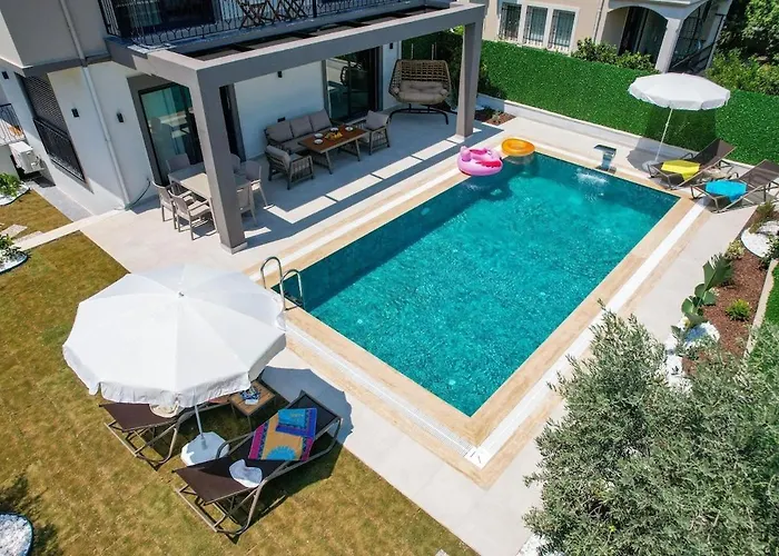 Luxury In The Center Of - Ezel Hanim Villa *