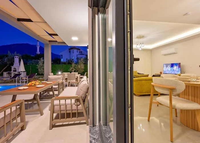 Luxury In The Center Of - Ezel Hanim Villa