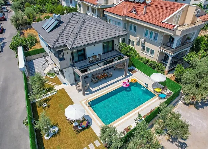 Luxury In The Center Of - Ezel Hanim