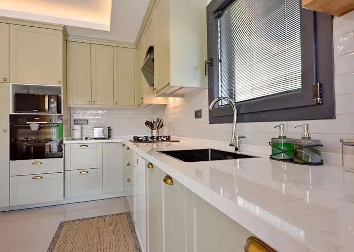 Luxury In The Center Of - Ezel Hanim Villa Fethiye