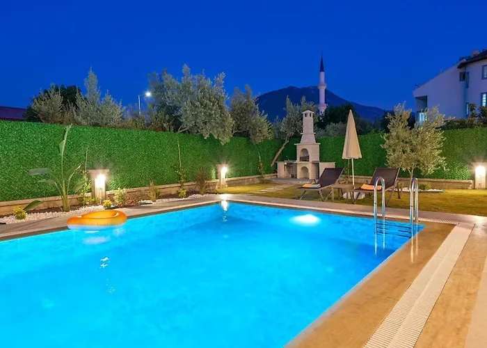 Luxury In The Center Of - Ezel Hanim Villa