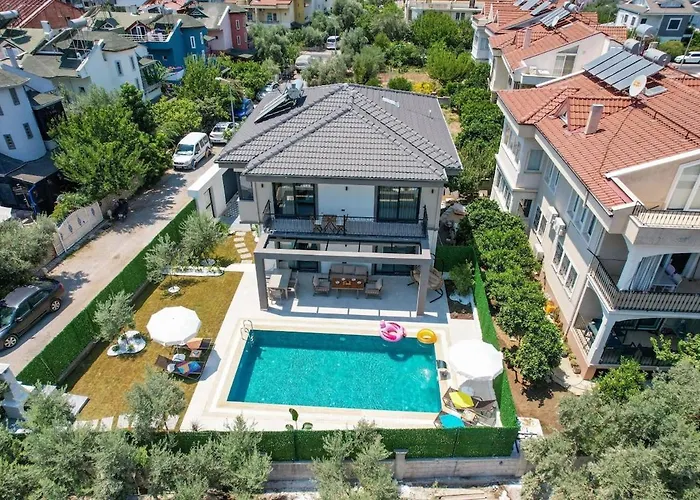 Luxury In The Center Of - Ezel Hanim Villa *